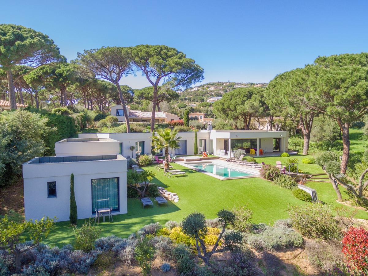 Villa Californie Сен Максим Екстериор снимка